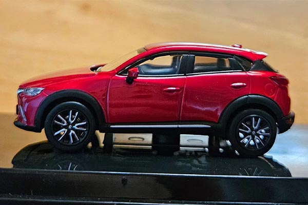 1/64 Mazda CX-3 Model in Red